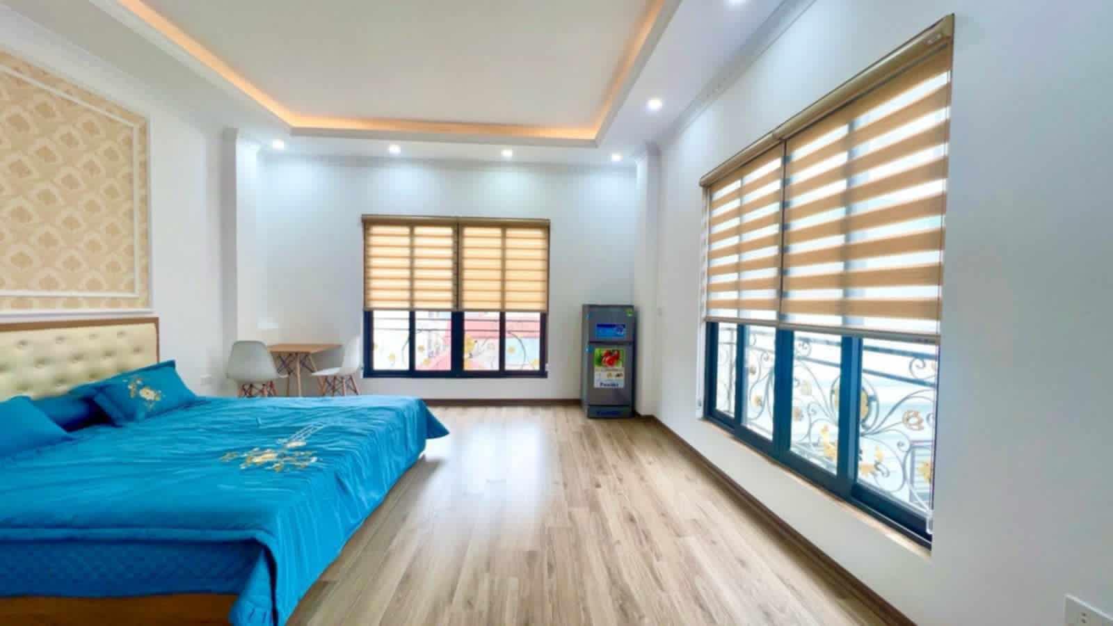 BÁN GẤP CCMN HOÀNG HOA THÁM TT BA ĐÌNH MỚI KOONG THANG MÁY 13P FULL ĐỒ KHÉP KÍN DOANH THU GẦN 1 TỶ / NĂM 60M X 7 TẦNG MT 4,5M 20,5 TỶ